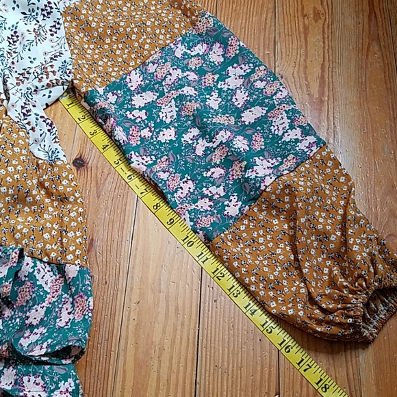 Hailey & Co. Peasant Boho Blouse - Picture 8 of 9